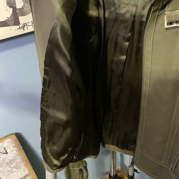 Andrew Marc Leather Moro Jacket Olive - Picture 13 of 16